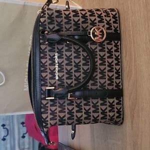 Micheal Kors Monogram Purse for Fall